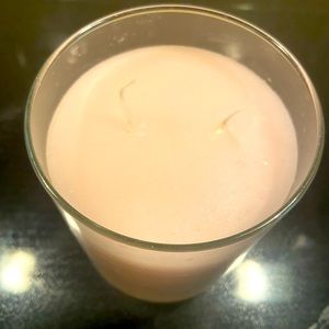 GloLite by Partylite strawberry rhubarb candle. *note, lid is missing